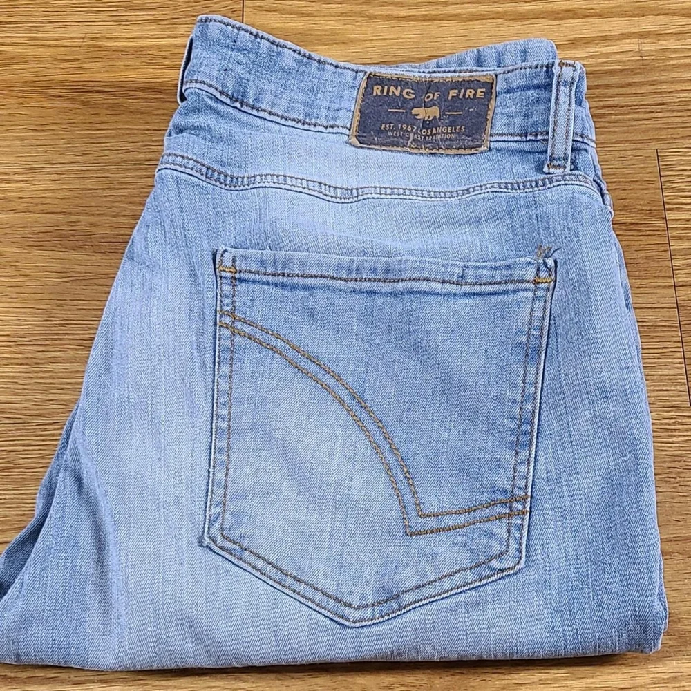 RING OF FIRE 34x28 FADED LIGHT WASH, DISTRESSED, NEW FEEL SLIM MEN'S JEANS